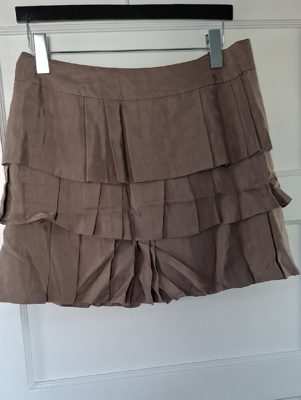 Banana Republic Taupe Textured Skirt